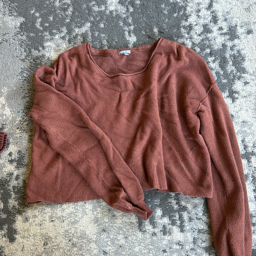 Charlotte Rouse cropped sweater size Small